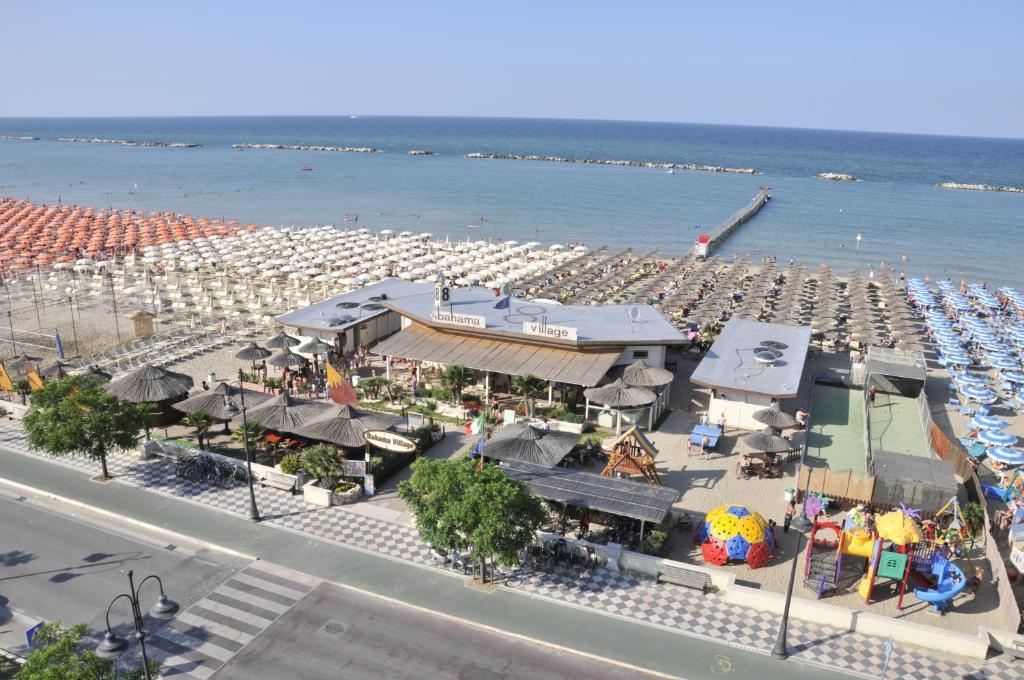 Hotel Costaverde เชเซนาติโก ภายนอก รูปภาพ