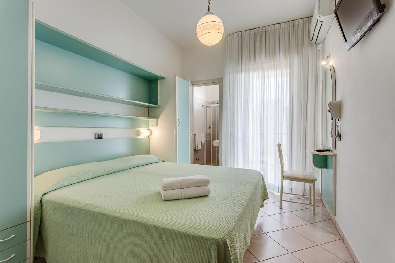 Hotel Costaverde เชเซนาติโก ภายนอก รูปภาพ